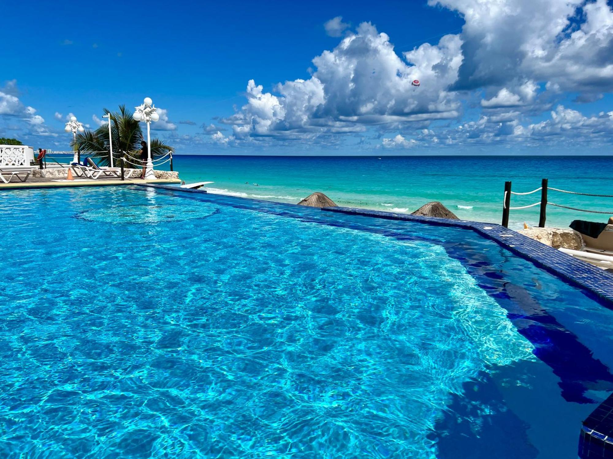 Beachside Apartments Cancun Ngoại thất bức ảnh