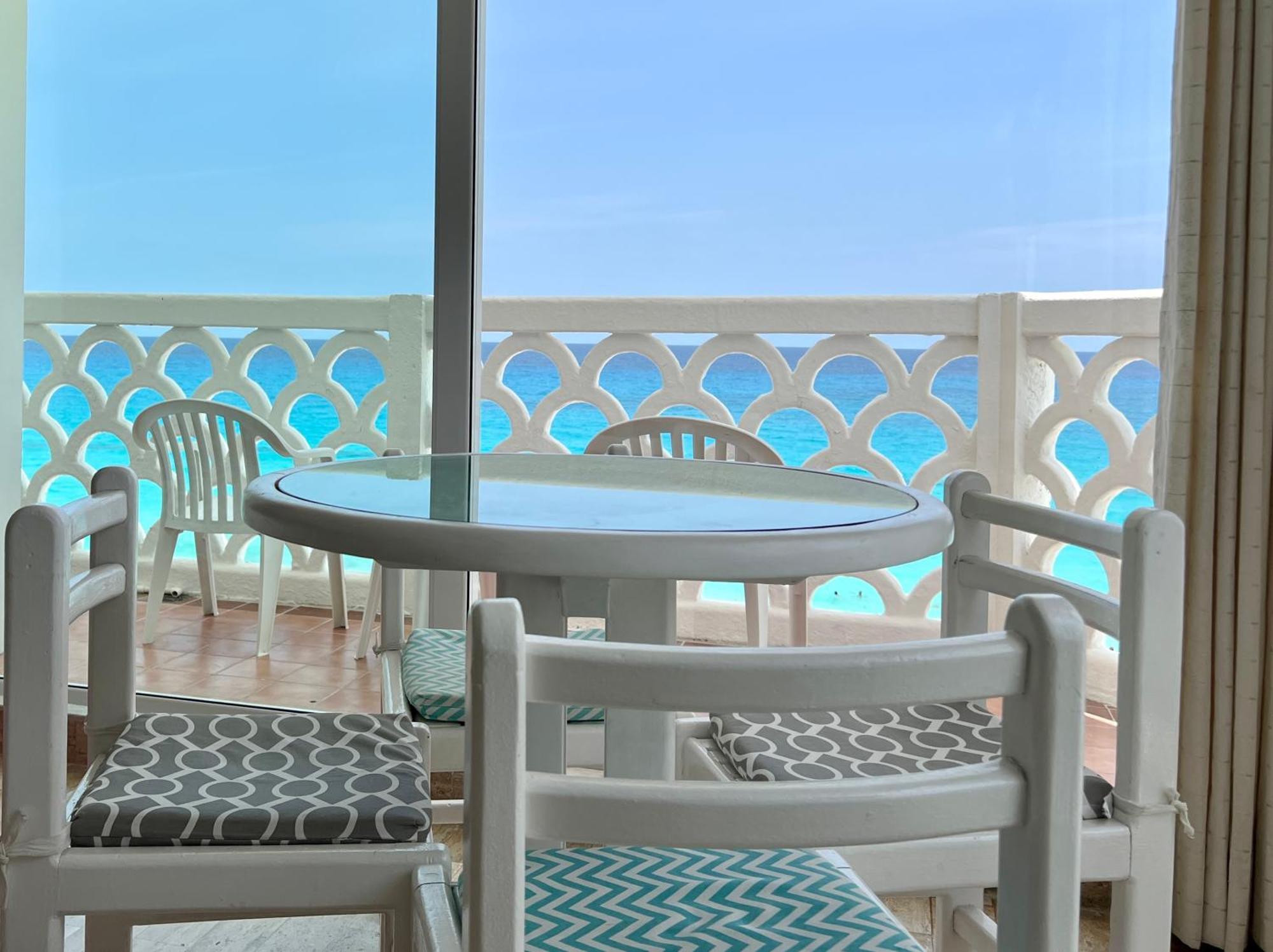 Beachside Apartments Cancun Ngoại thất bức ảnh
