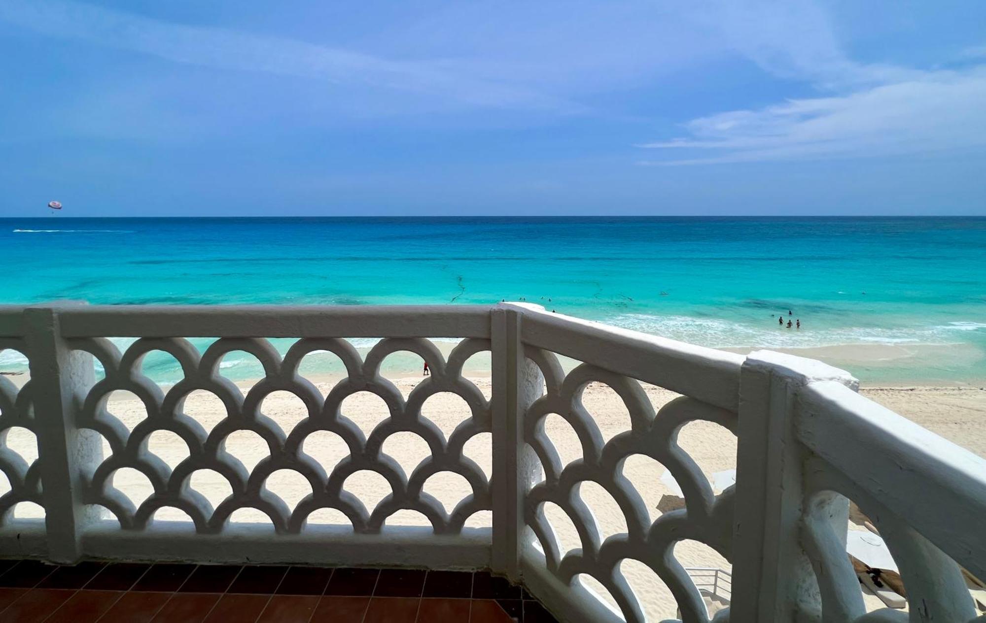 Beachside Apartments Cancun Ngoại thất bức ảnh