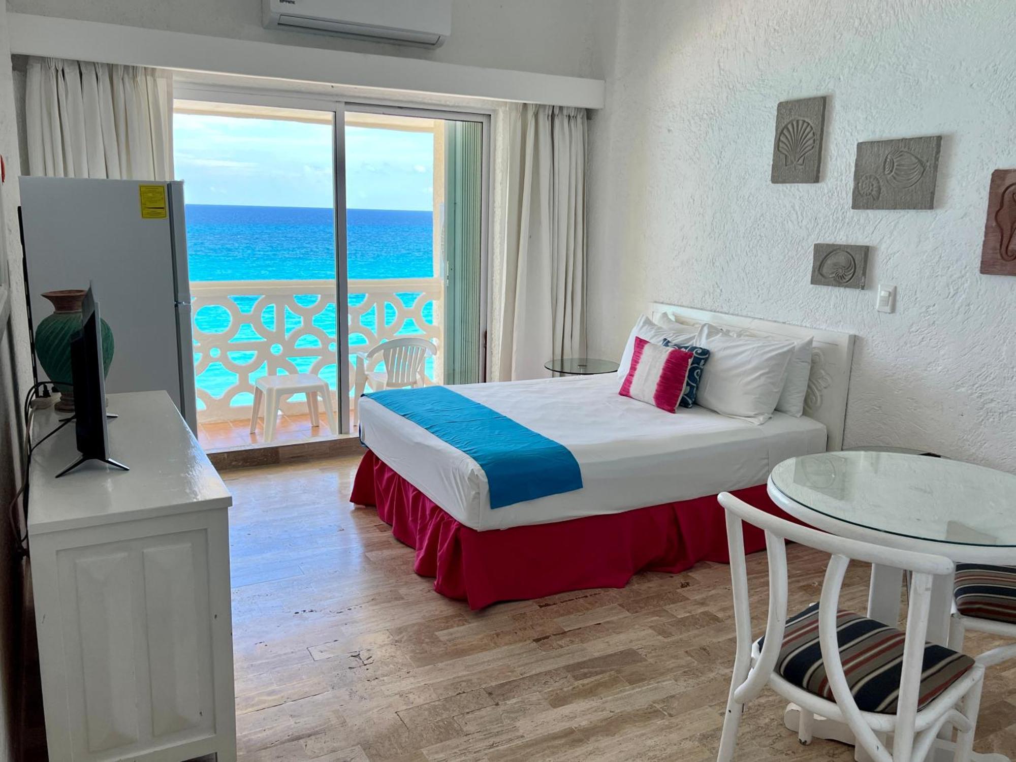 Beachside Apartments Cancun Ngoại thất bức ảnh
