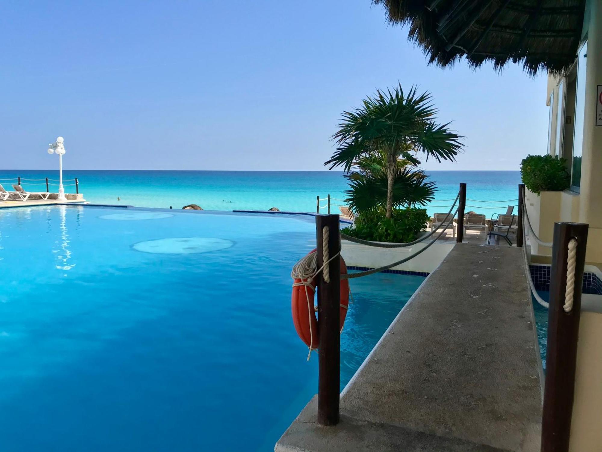 Beachside Apartments Cancun Ngoại thất bức ảnh