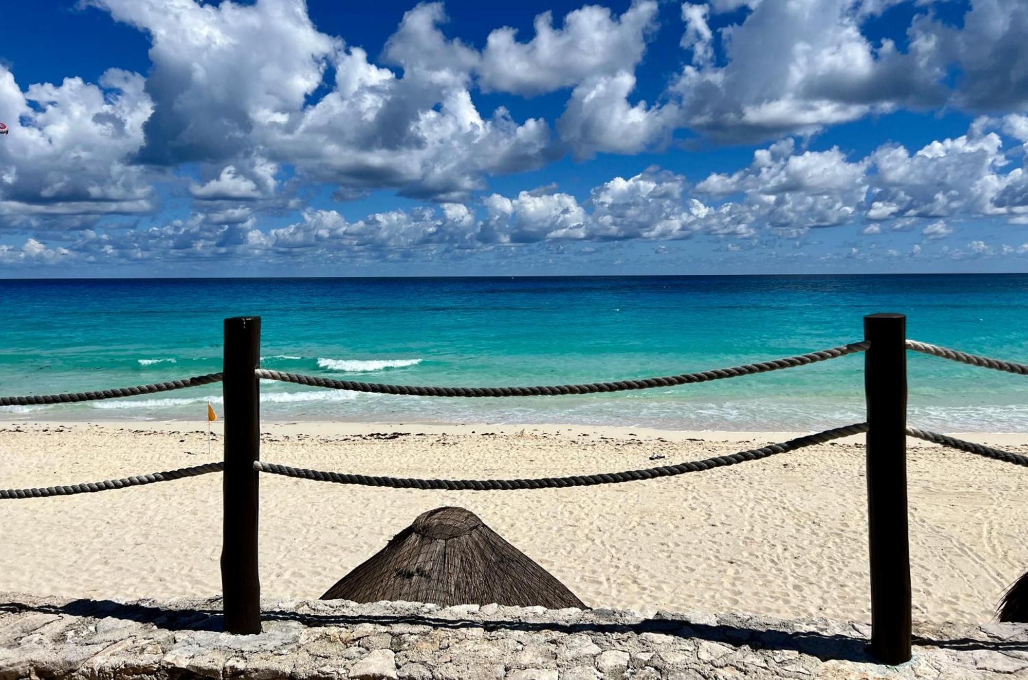 Beachside Apartments Cancun Ngoại thất bức ảnh